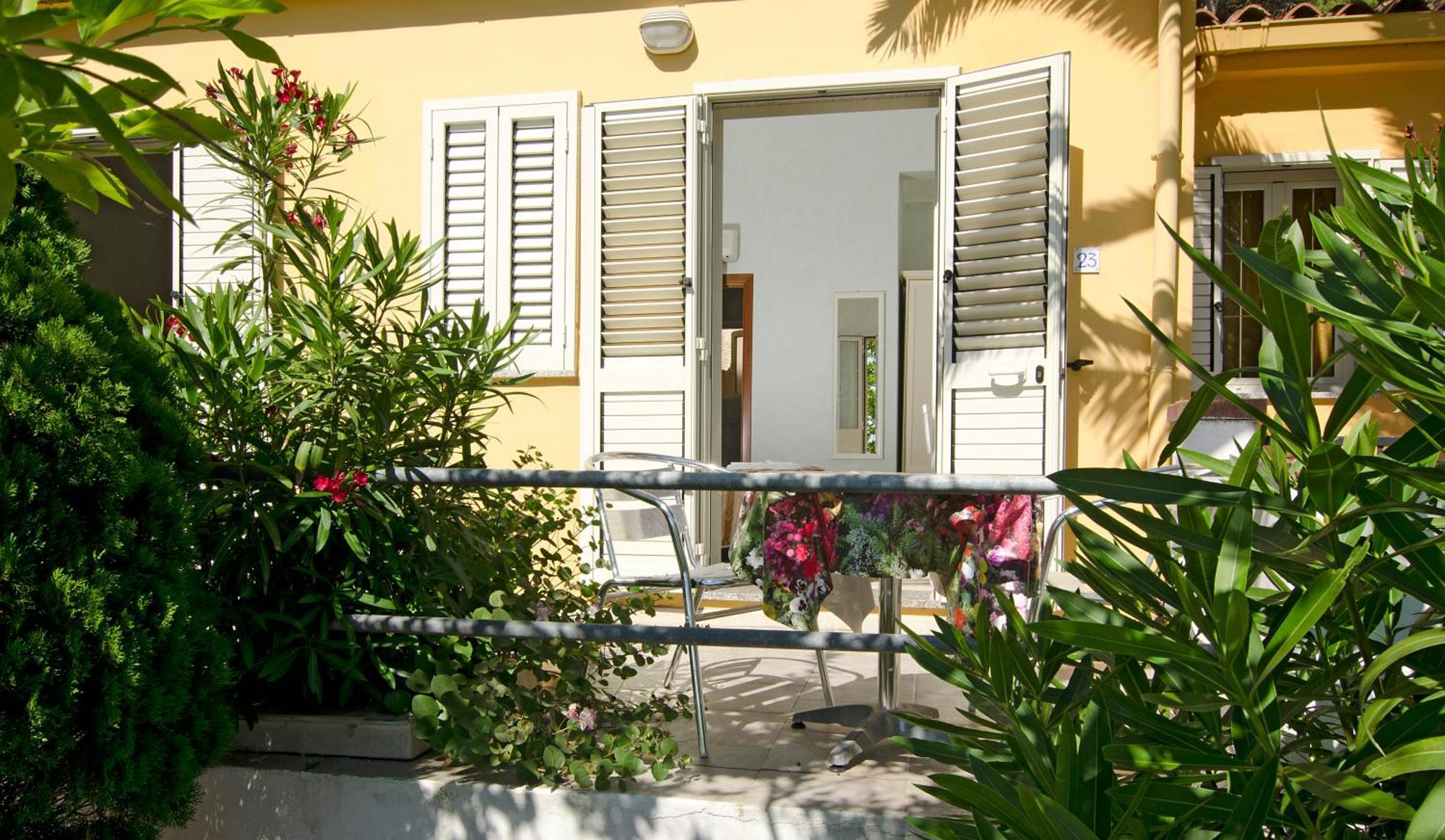Hotel Paola Carloforte  Exteriér fotografie