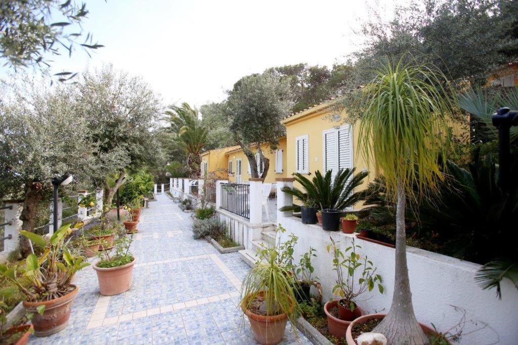 Hotel Paola Carloforte  Exteriér fotografie